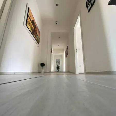 Mami Nocleg ze śniadaniem Neapol