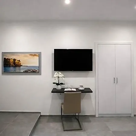 Mami Bed & Breakfast 4*