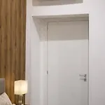 Mami Naples